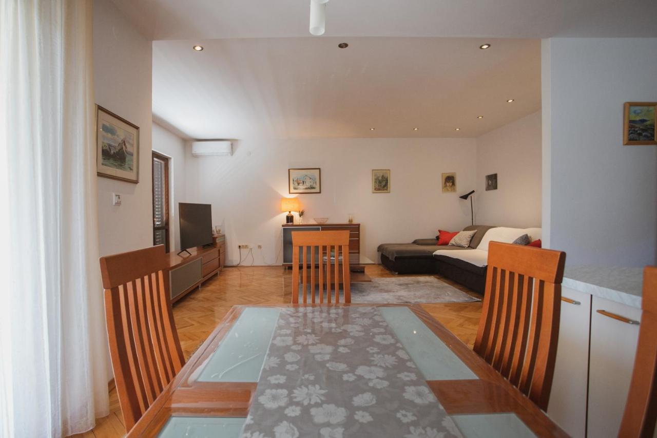 Comfort Sea View Apartment Dugi Rat Ngoại thất bức ảnh